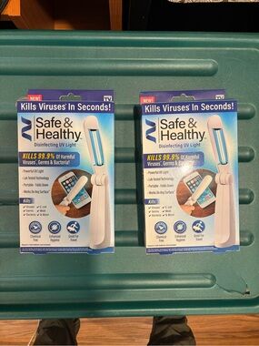 New in box Disinfecting uv light